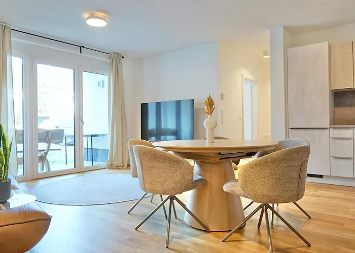 Апартаменты Urban Elegance 1,02 *
